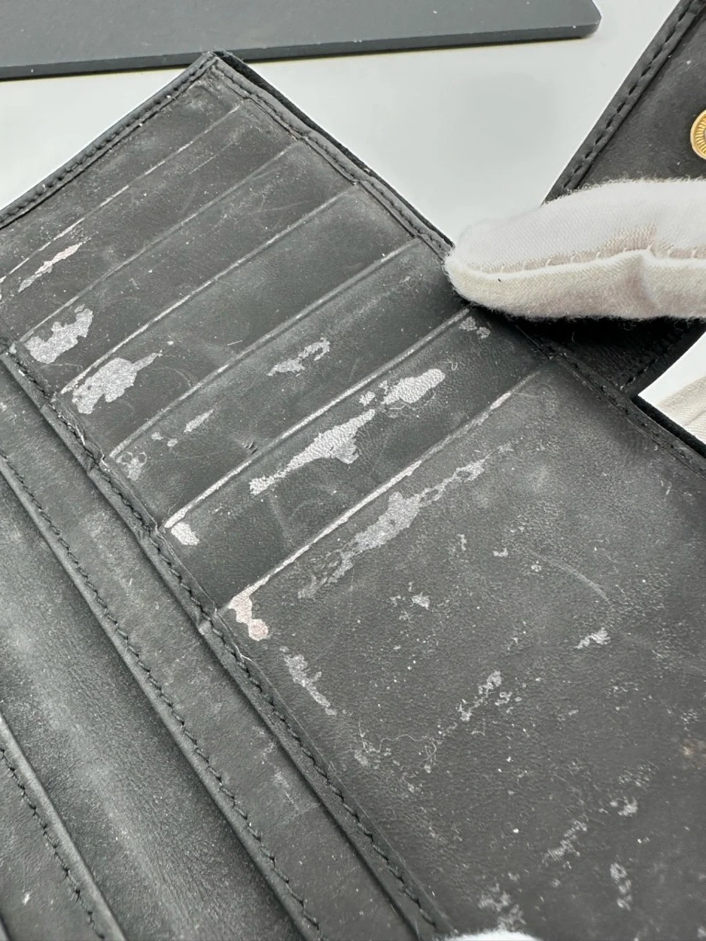 Gucci Gold Horse Bit Velvet Wallet - Picture 10 of 14